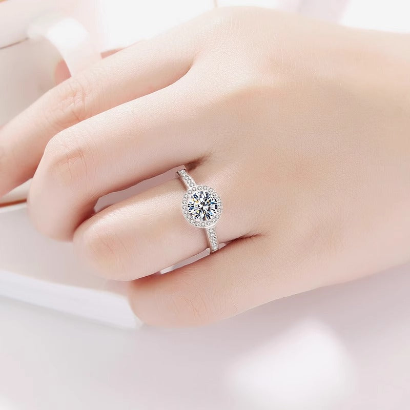 925 Sterling Silver Four-Prong Moissanite Ring