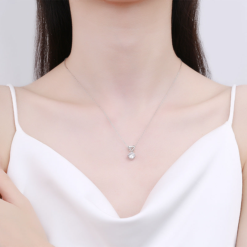S925 Sterling Silver Classic Love Moissanite Pendant Necklace