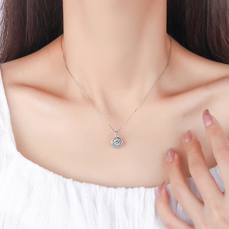 S925 Sterling Silver Moissanite Small Four-Claw Pendant Necklace