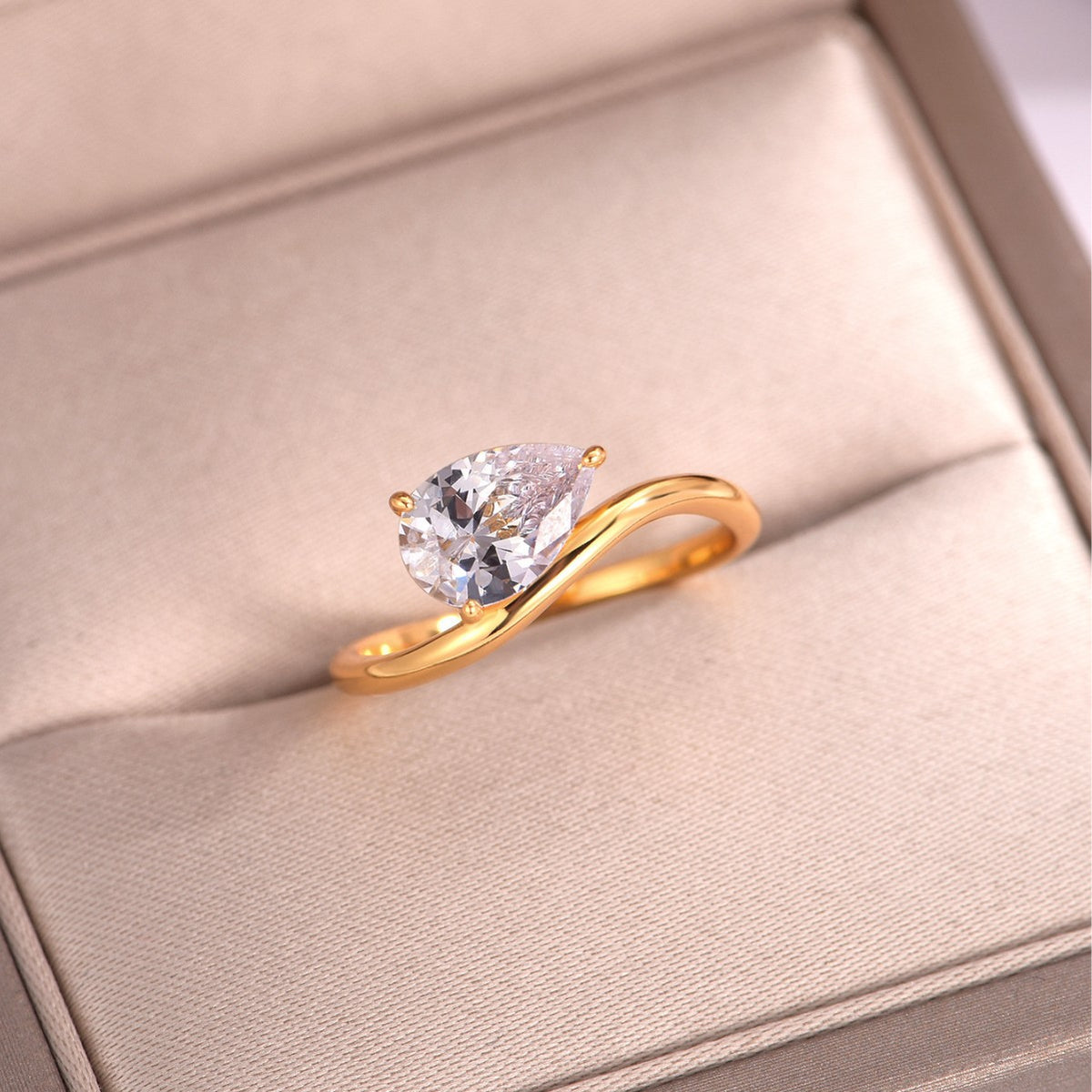 S925 sterling silver drop Mosanite engagement ring