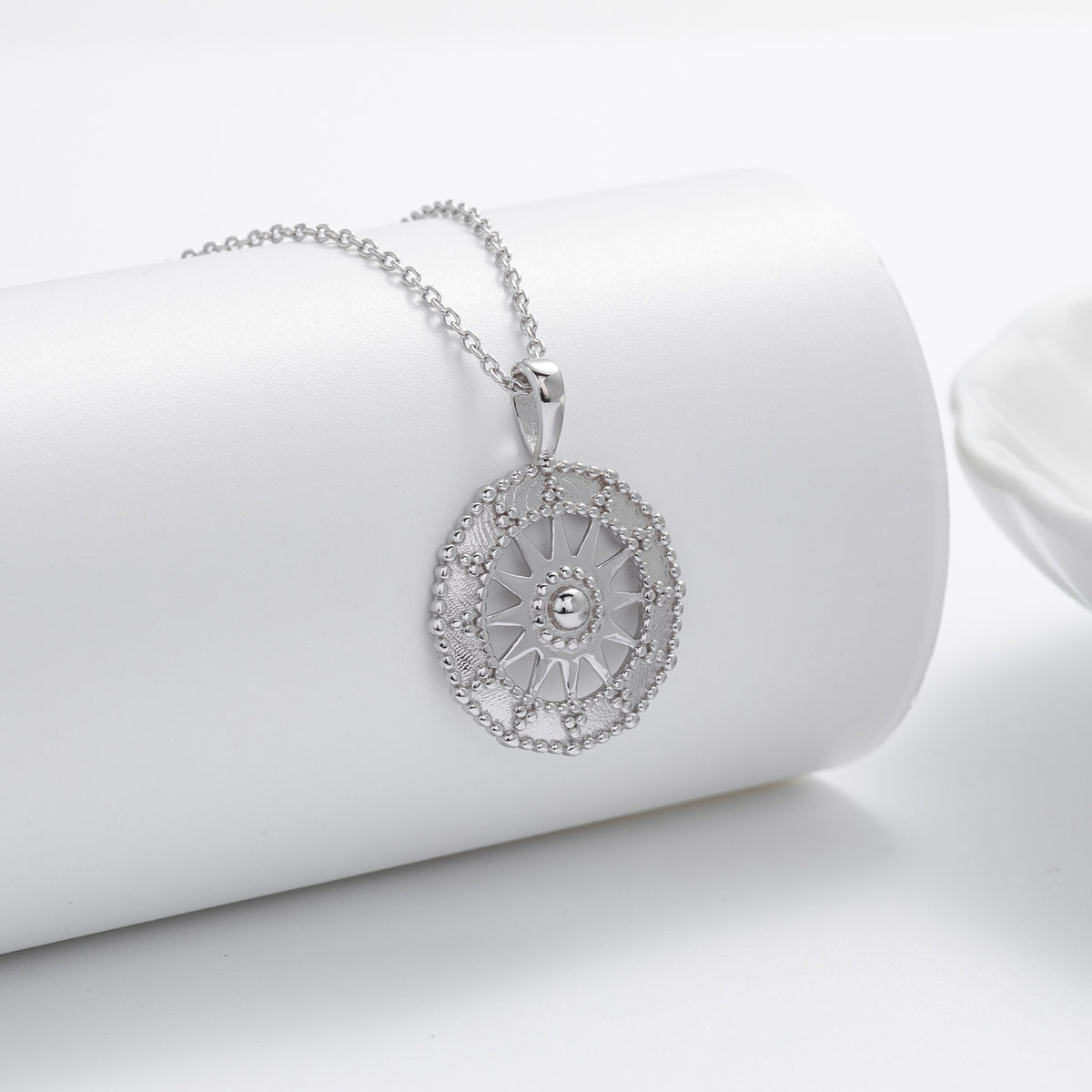 S925 Sterling Silver Creative Hollow Round Pendant Necklace