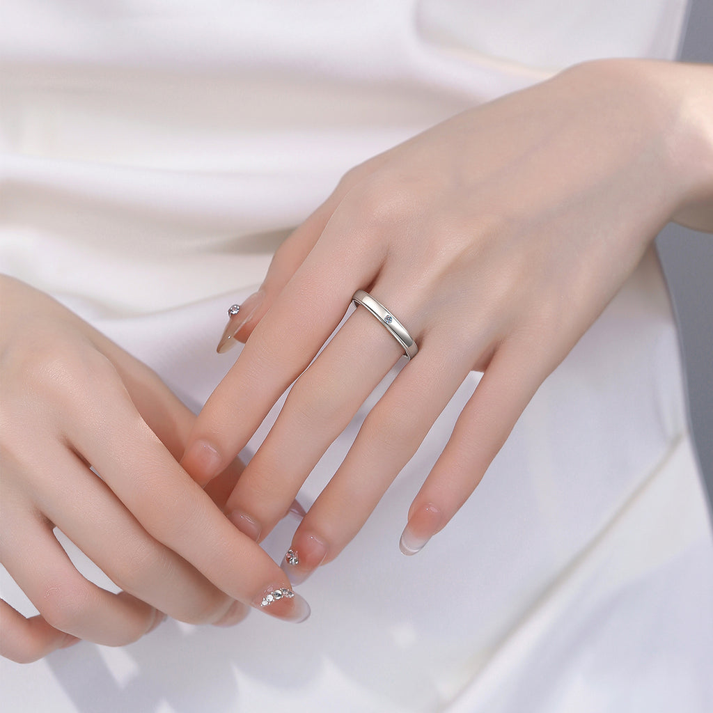 S925 Sterling Silver Six-Prong Moissanite Ring
