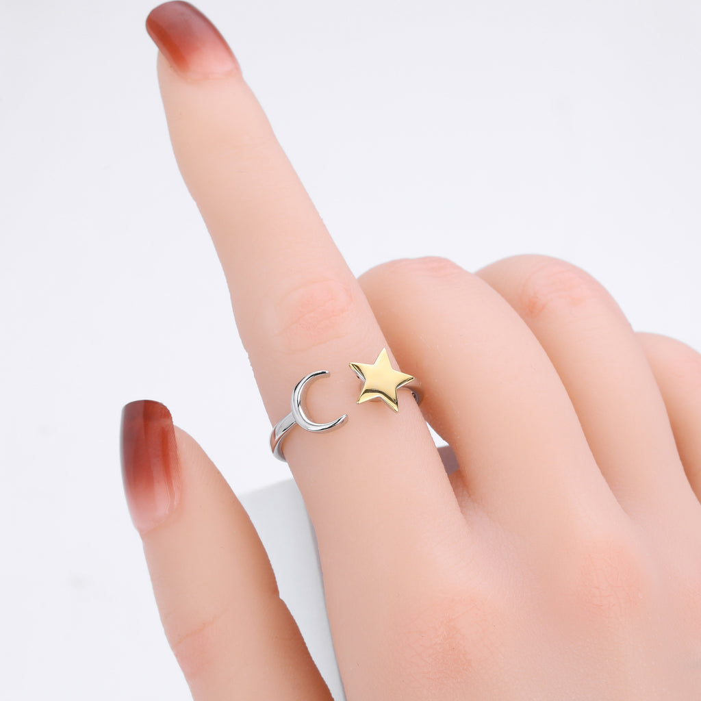 Stylish and unique S925 sterling silver ring with rotating five-pointed star and moon design