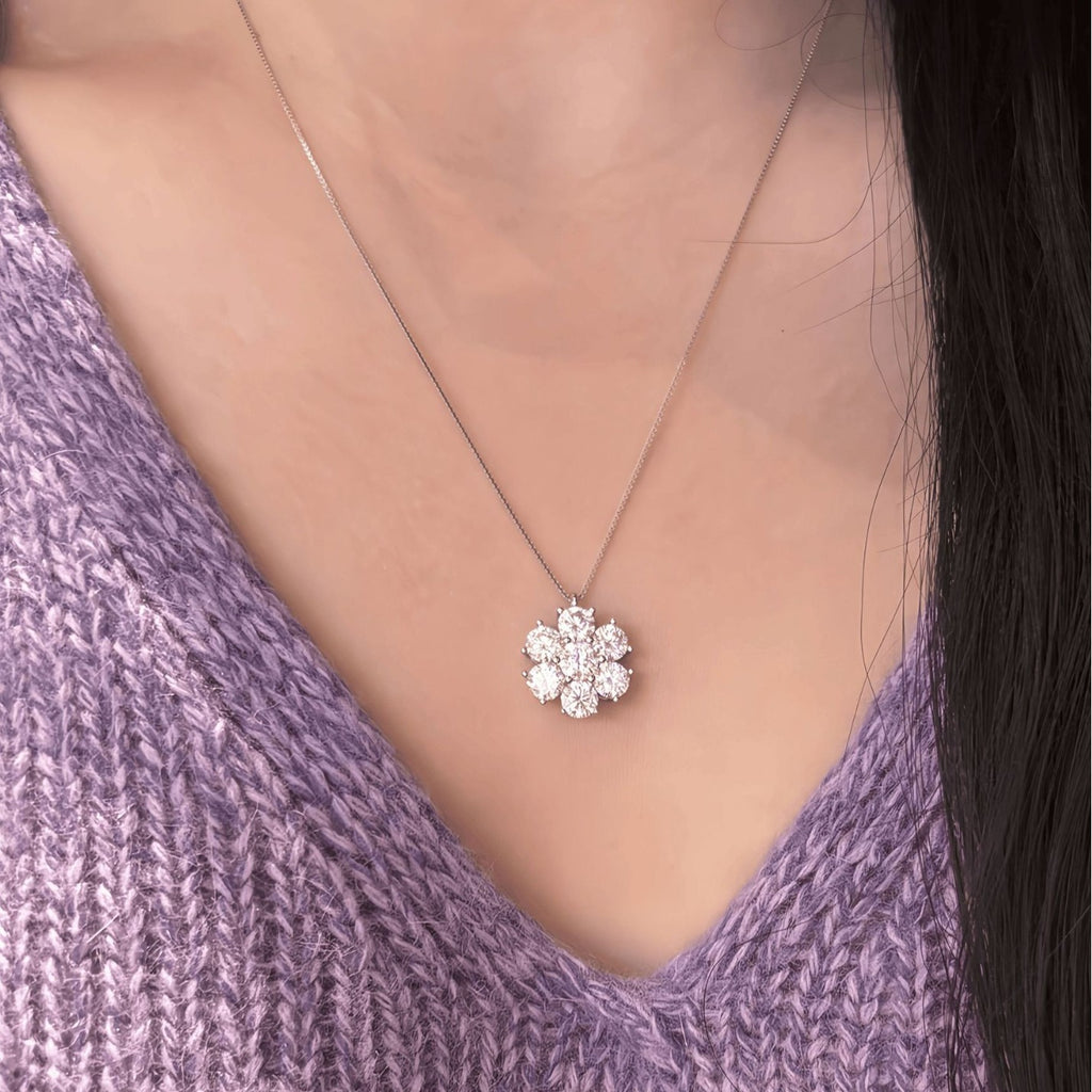 S925 Sterling Silver Moissanite Flower Pendant Necklace