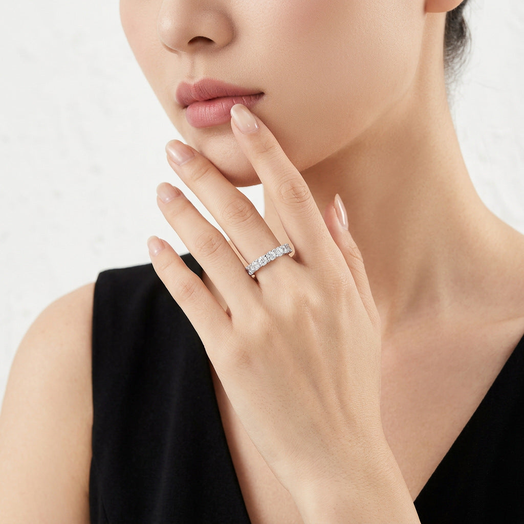 S925 Sterling Silver Moissanite Solid-Band Ring