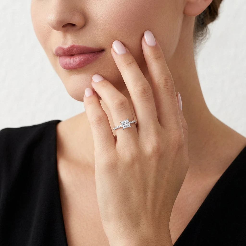 S925 Sterling Silver Moissanite Ring with Elaborate Setting