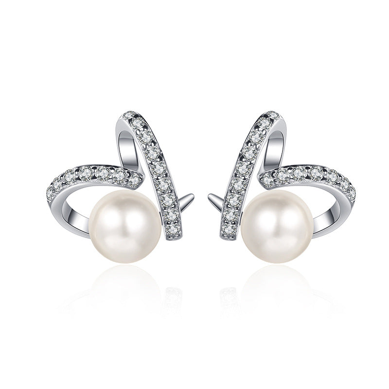 Elegant Pearl and Moissanite Heart Stud Earrings