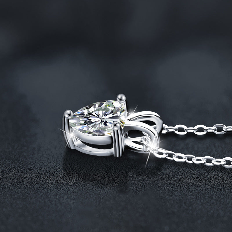 S925 Sterling Silver Moissanite Heart-Shaped Necklace
