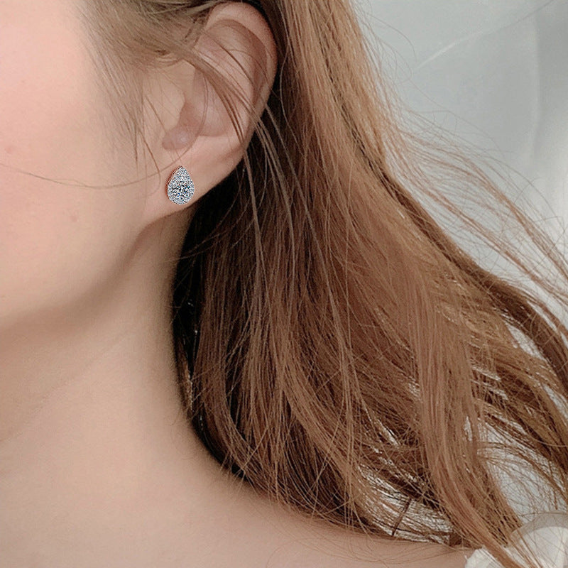 925 Sterling Silver Teardrop Moissanite Stud Earrings