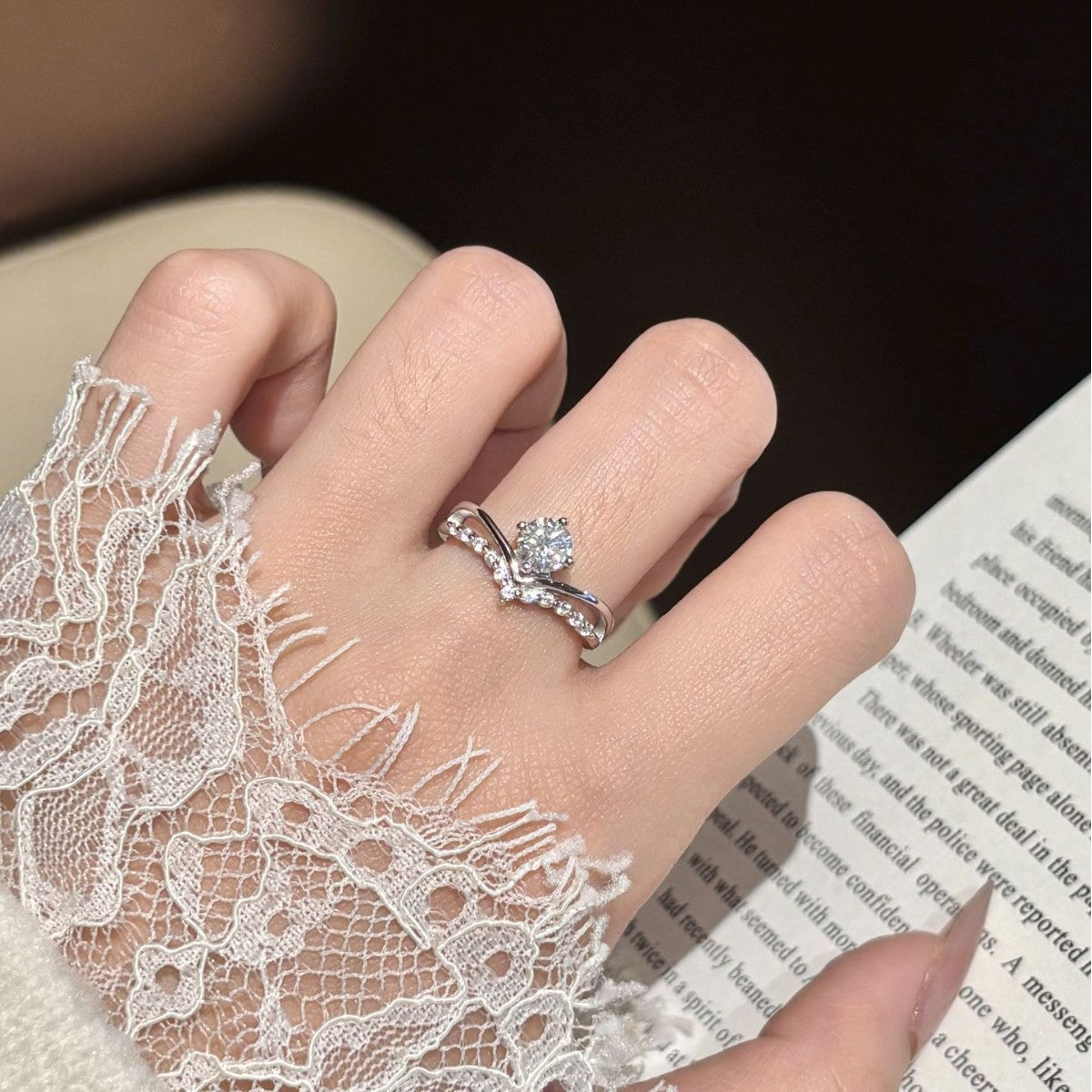 S925 Sterling Silver V-Shaped Princess Crown Moissanite Ring