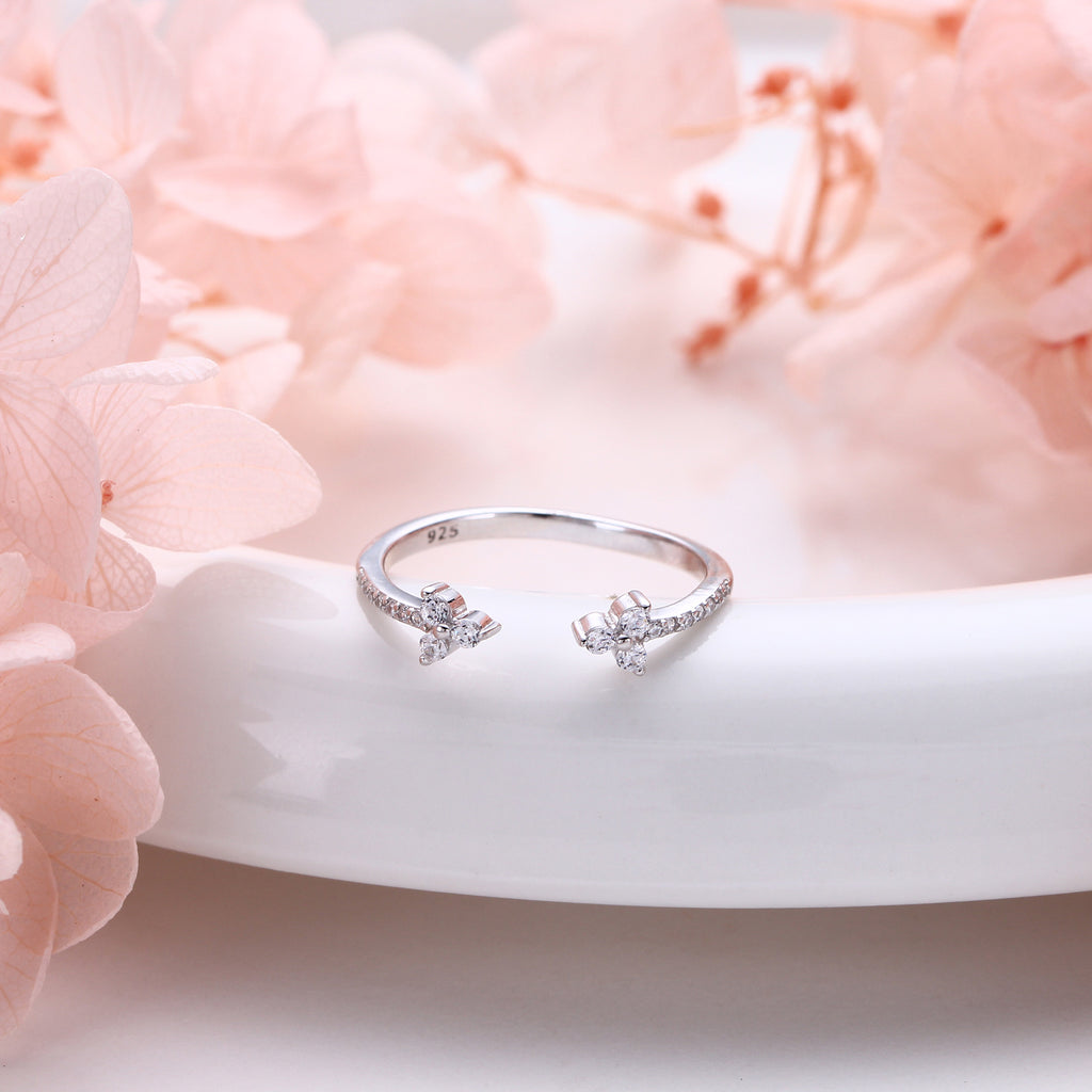 925 Sterling Silver Ring with Adjustable Opening and Zirconia for Delicate Small Flowers