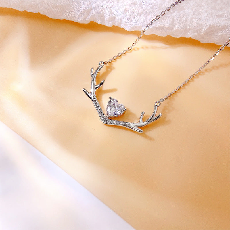 S925 Sterling Silver Christmas Heart-Shaped Antler Necklace