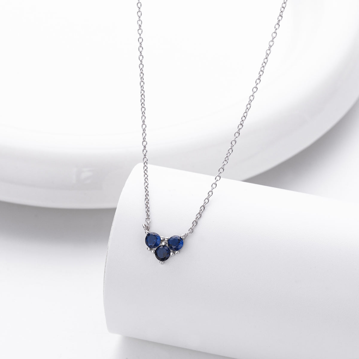 S925 Sterling Silver Niche Design Zirconia Necklace