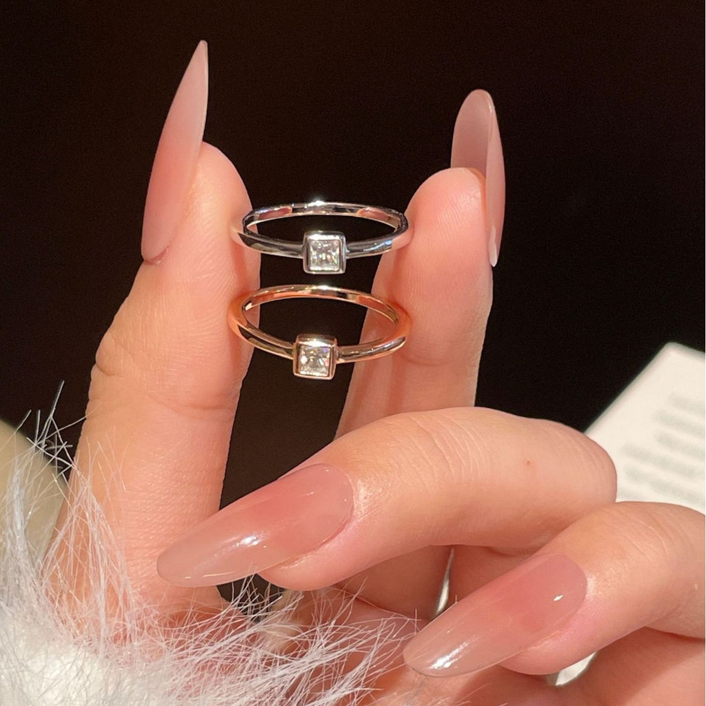 S925 Sterling Silver Champagne Gold Princess-Cut Moissanite Ring