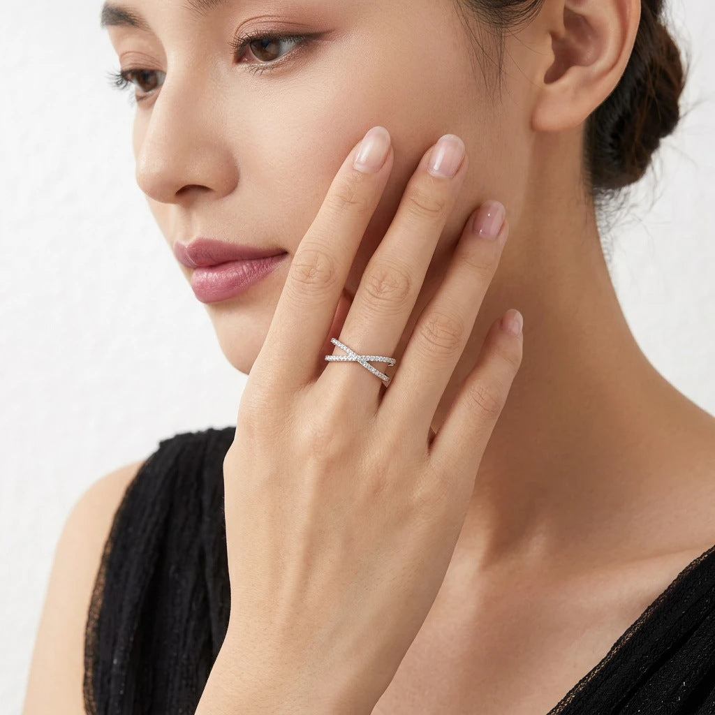 S925 Silver Intertwined Love Moissanite Ring