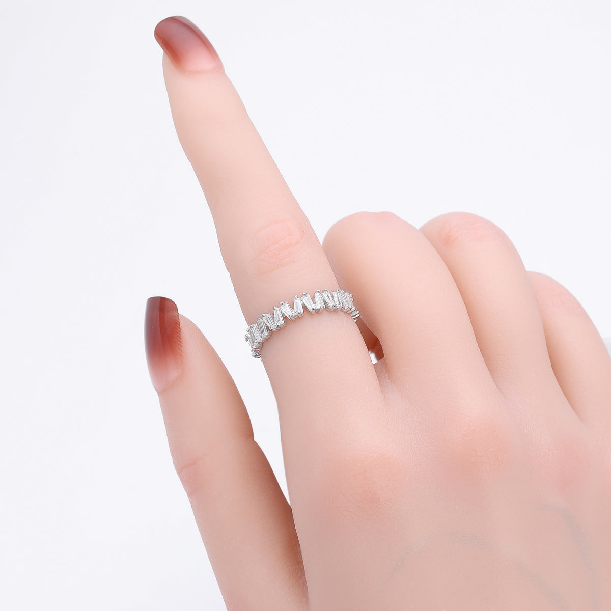 925 Sterling Silver Korean-Style V-Shaped Ring with Inlaid Zirconia