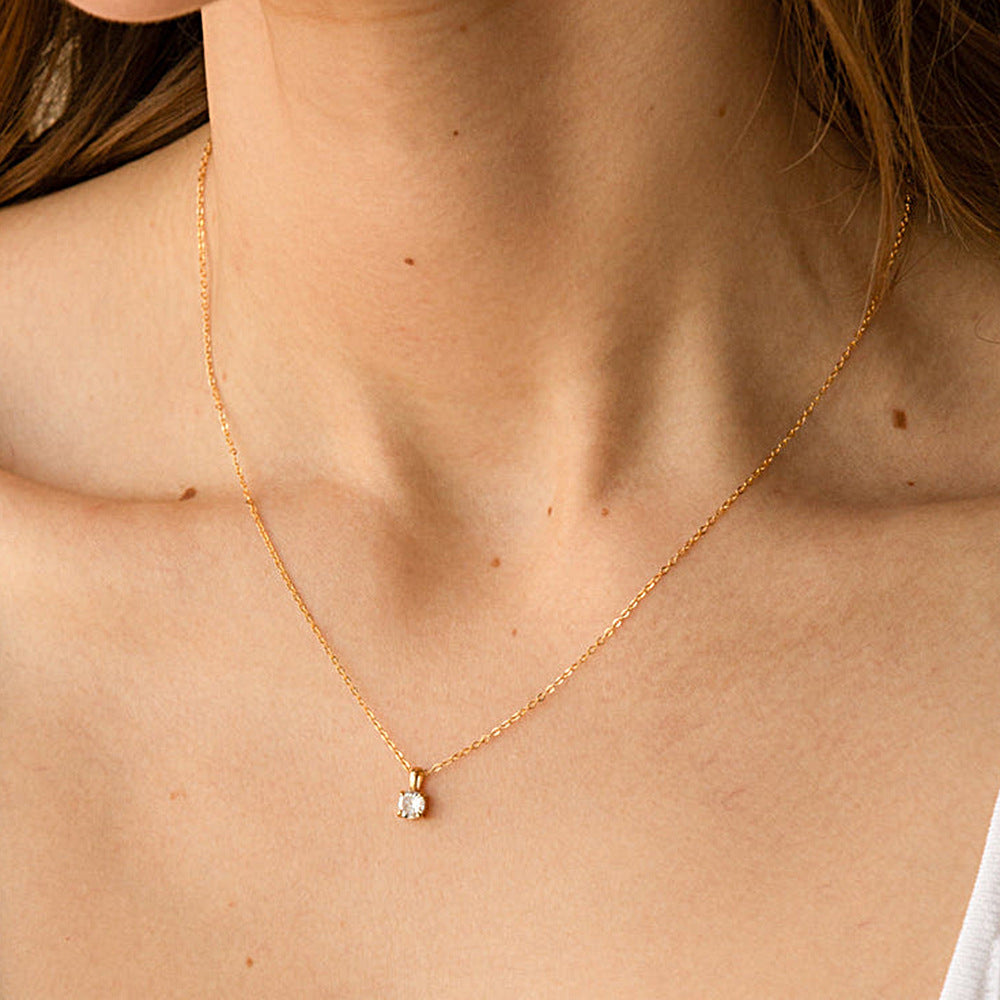 S925 Sterling Silver Four-Claw Round Zircon Necklace