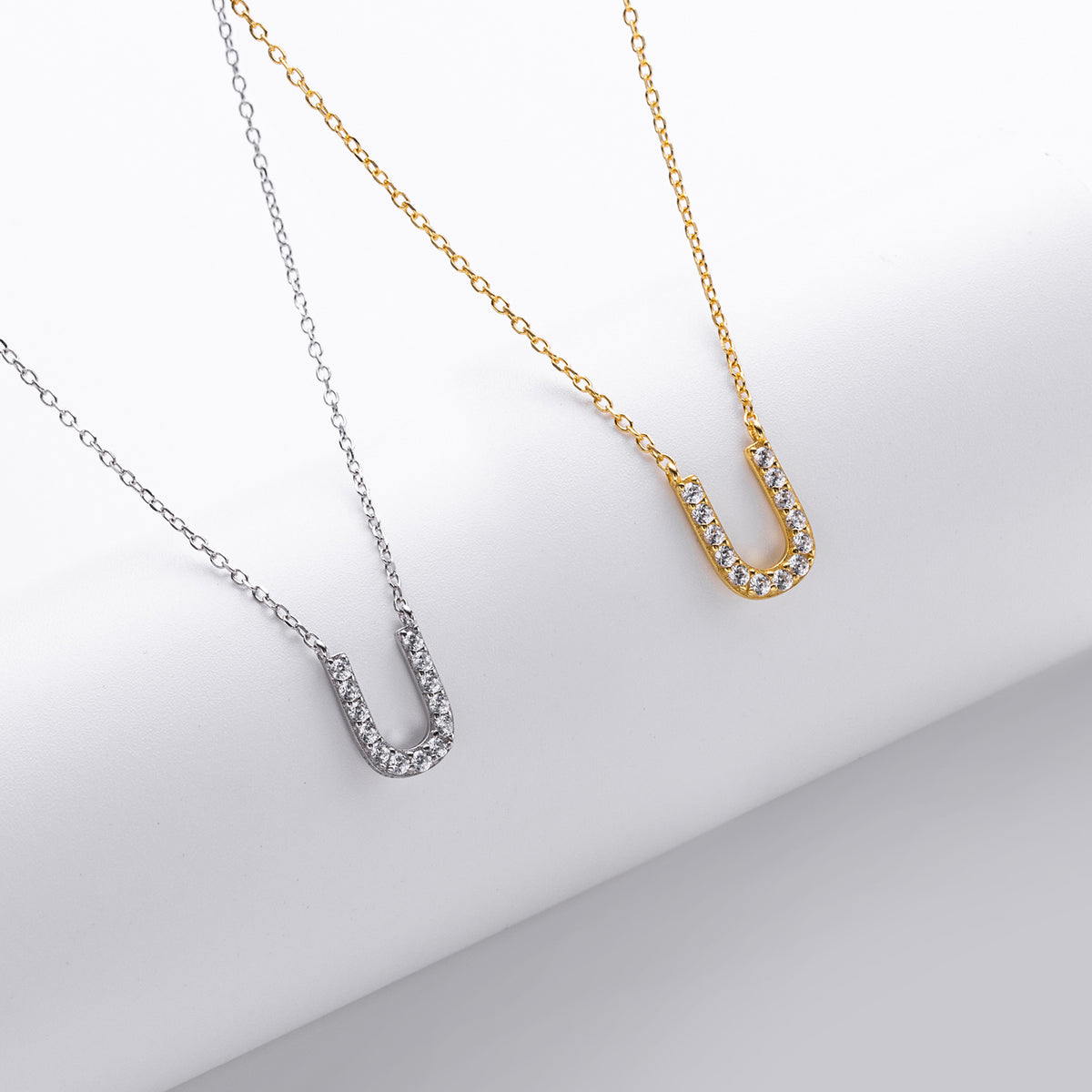 S925 Sterling Silver Simple Diamond Necklace with English Letters