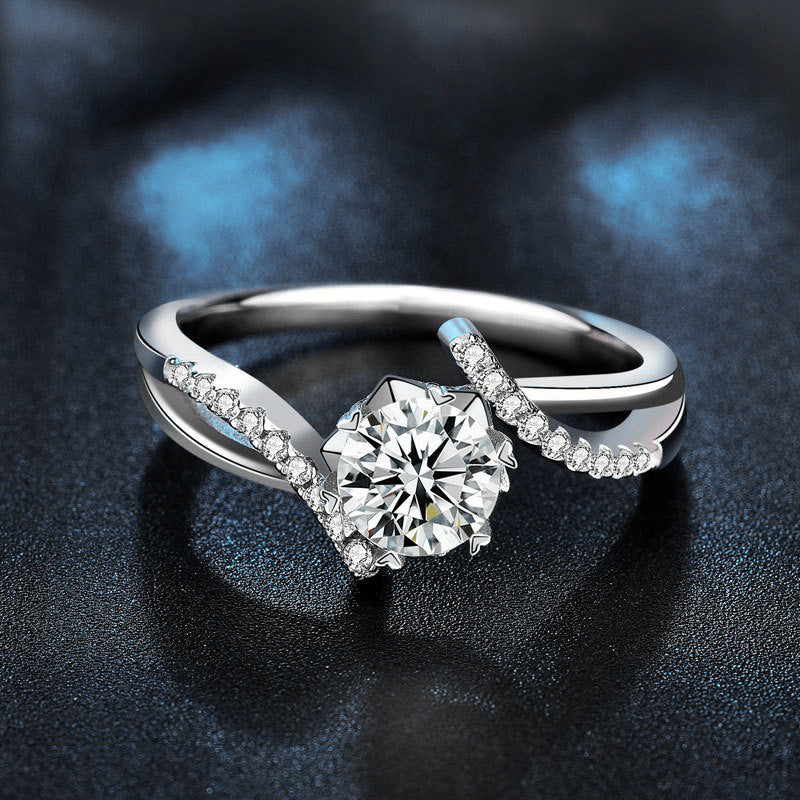 S925 Sterling Silver Moissanite Six-Claw Ring