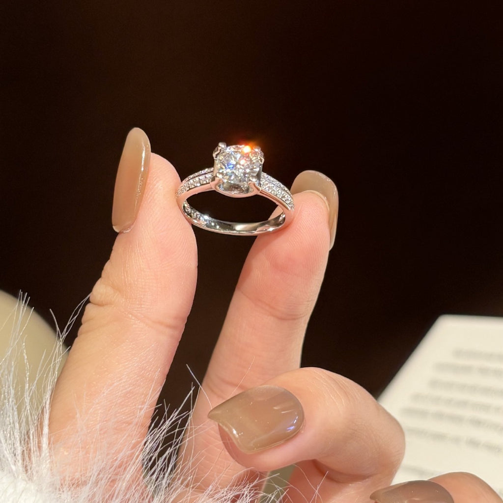 S925 Sterling Silver Double-Row "Bull-Head" Setting Moissanite Ring