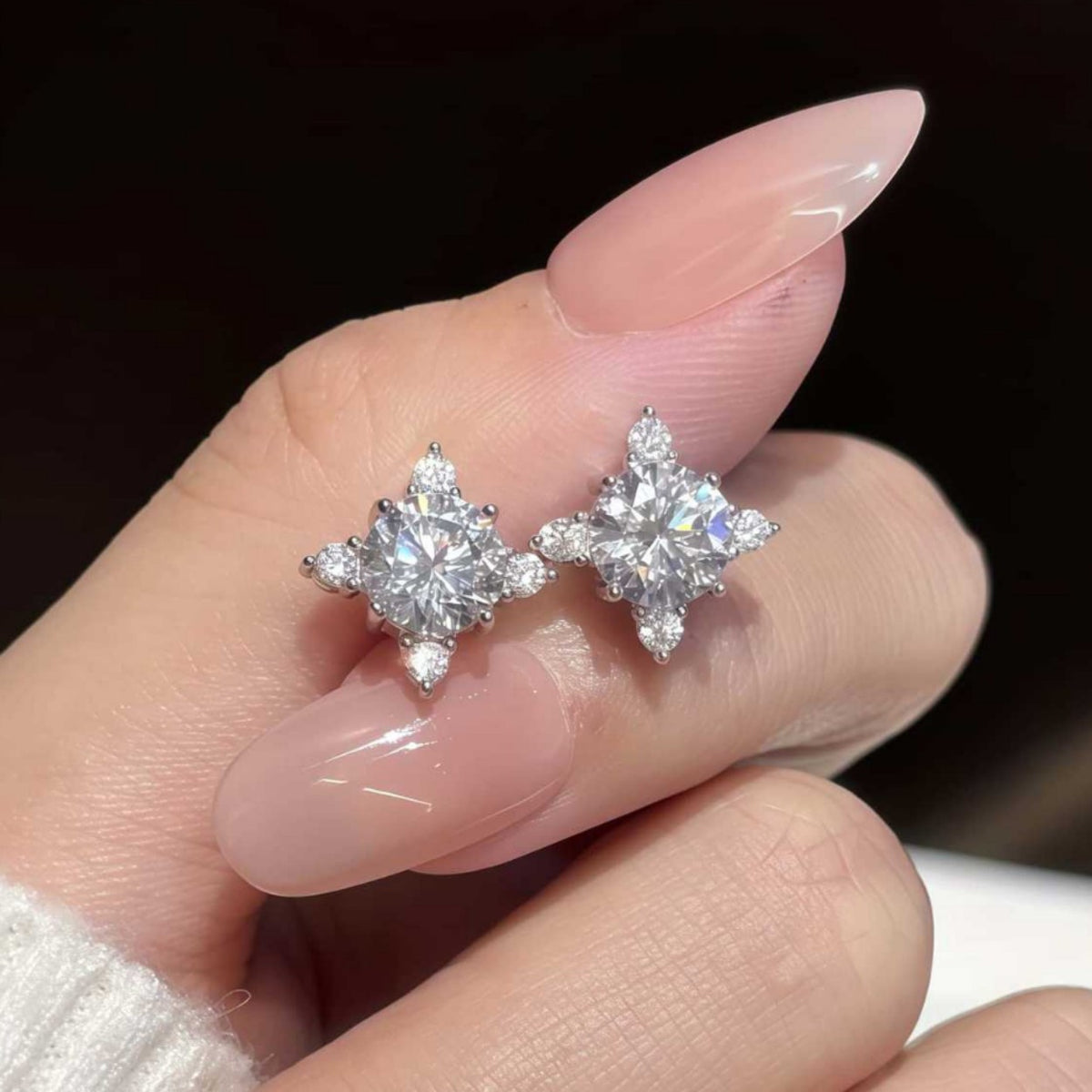S925 Sterling Silver Four-Prong Moissanite Earrings