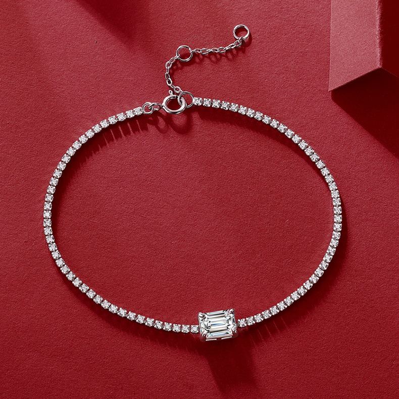 Aurora Emerald-Cut Moissanite Bracelet – wholesale moissanite jewelry