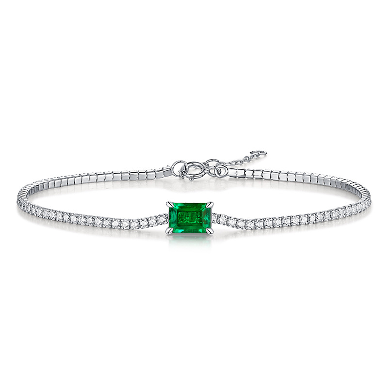 Aurora Emerald-Cut Moissanite Bracelet – image 4