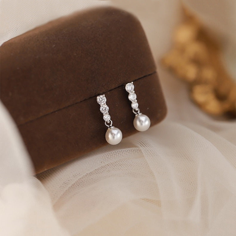 Pearl Bead Earrings – image 4