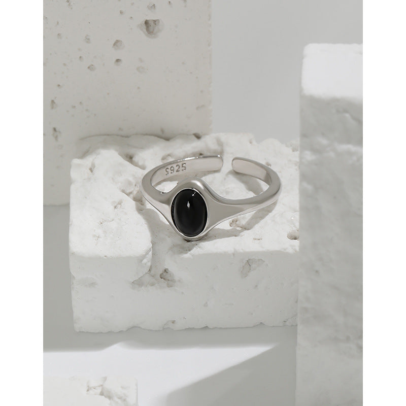 Minimalist Oval Black Onyx Ring – gemstone jewelry supplier