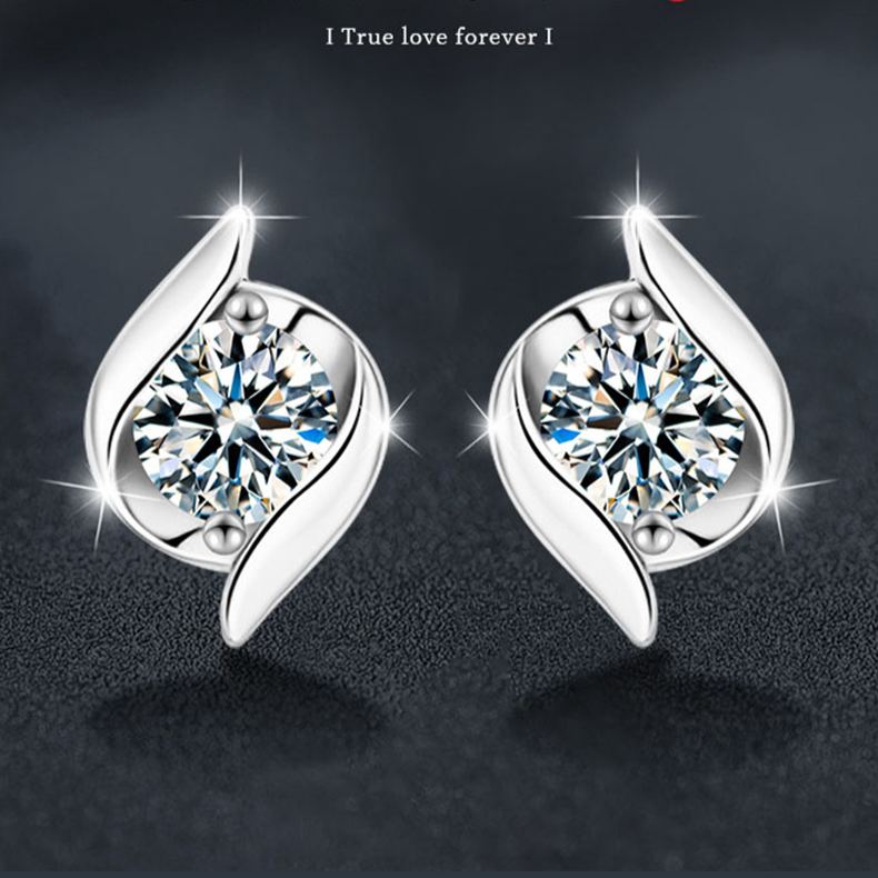Classic 5mm Moissanite Earrings