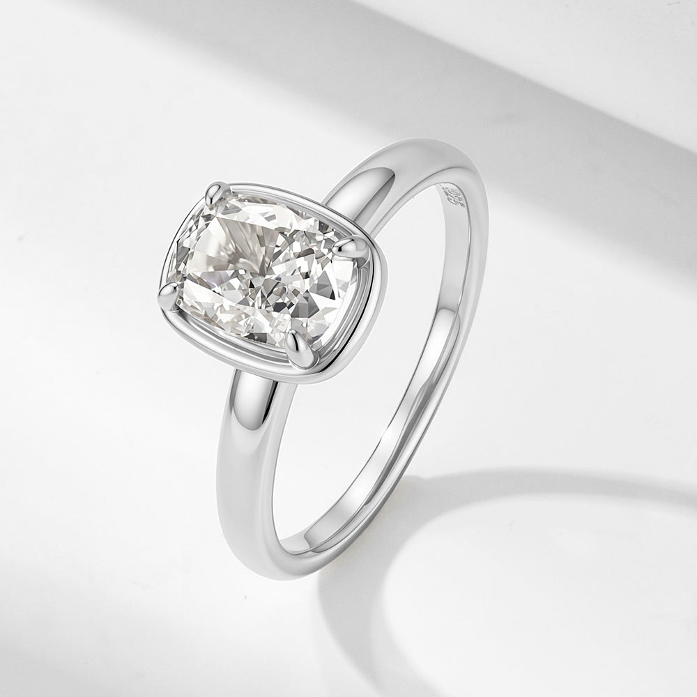 Elongated Cushion Cut CZ Solitaire Ring – detail view 3
