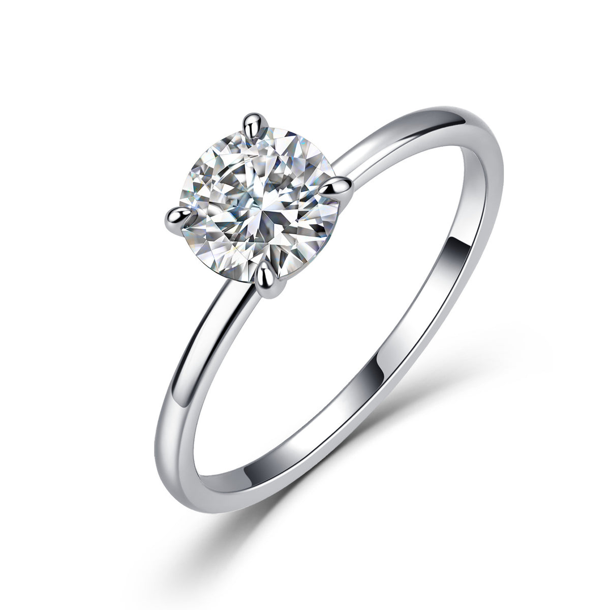 Simple Four-Claw Moissanite Ring – detail view 3