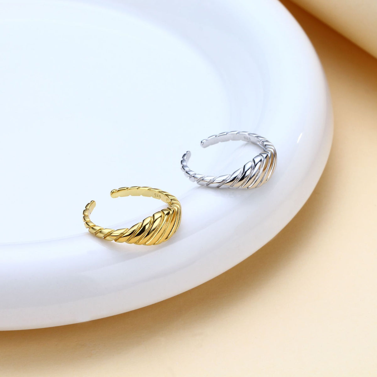 Croissant Twisted Open Ring – wholesale silver rings