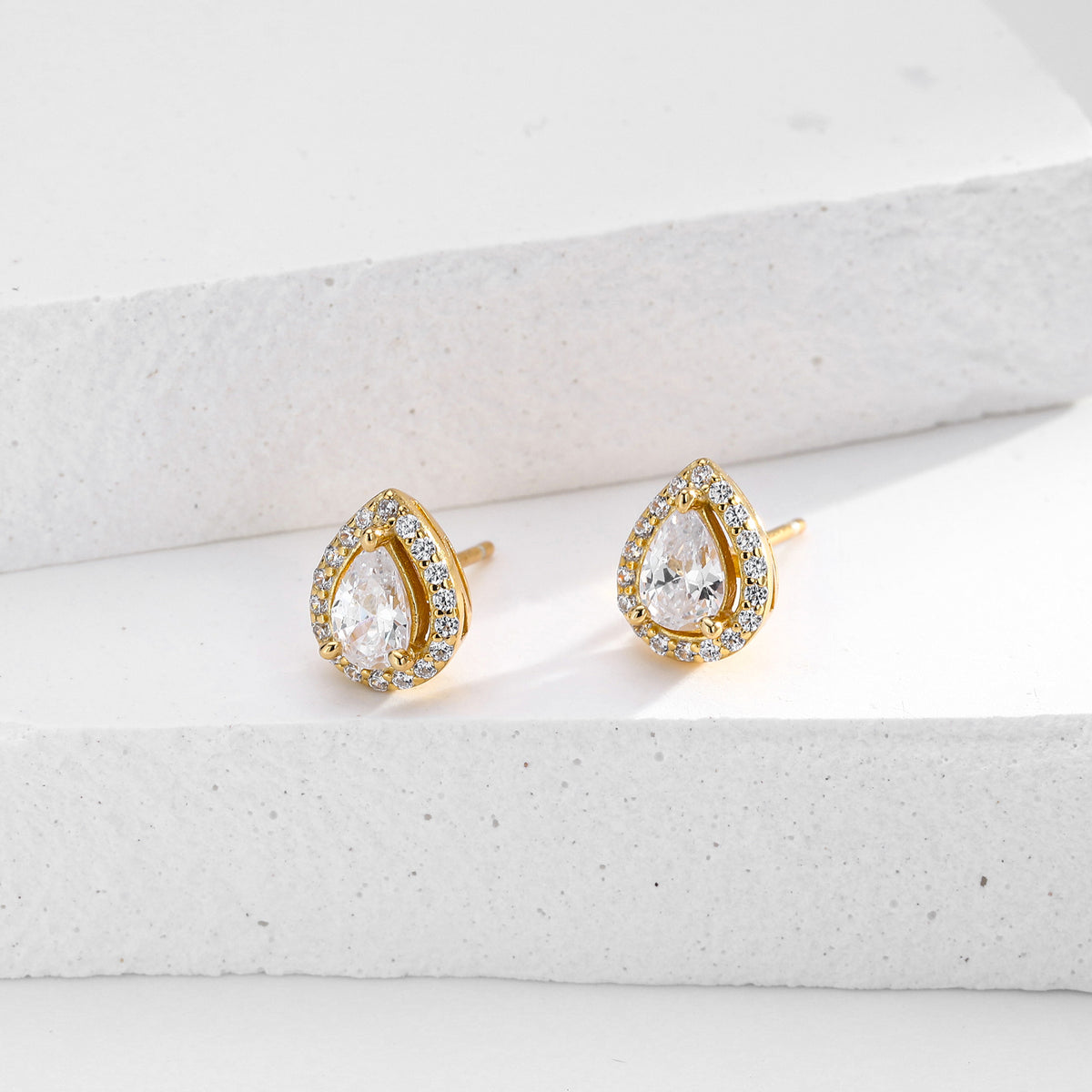 Double-Layer Zircon Earrings and Necklace Set – image 8