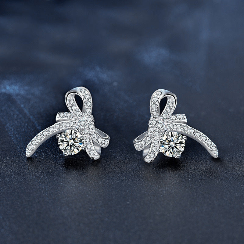 18mm Moissanite Bow Earrings