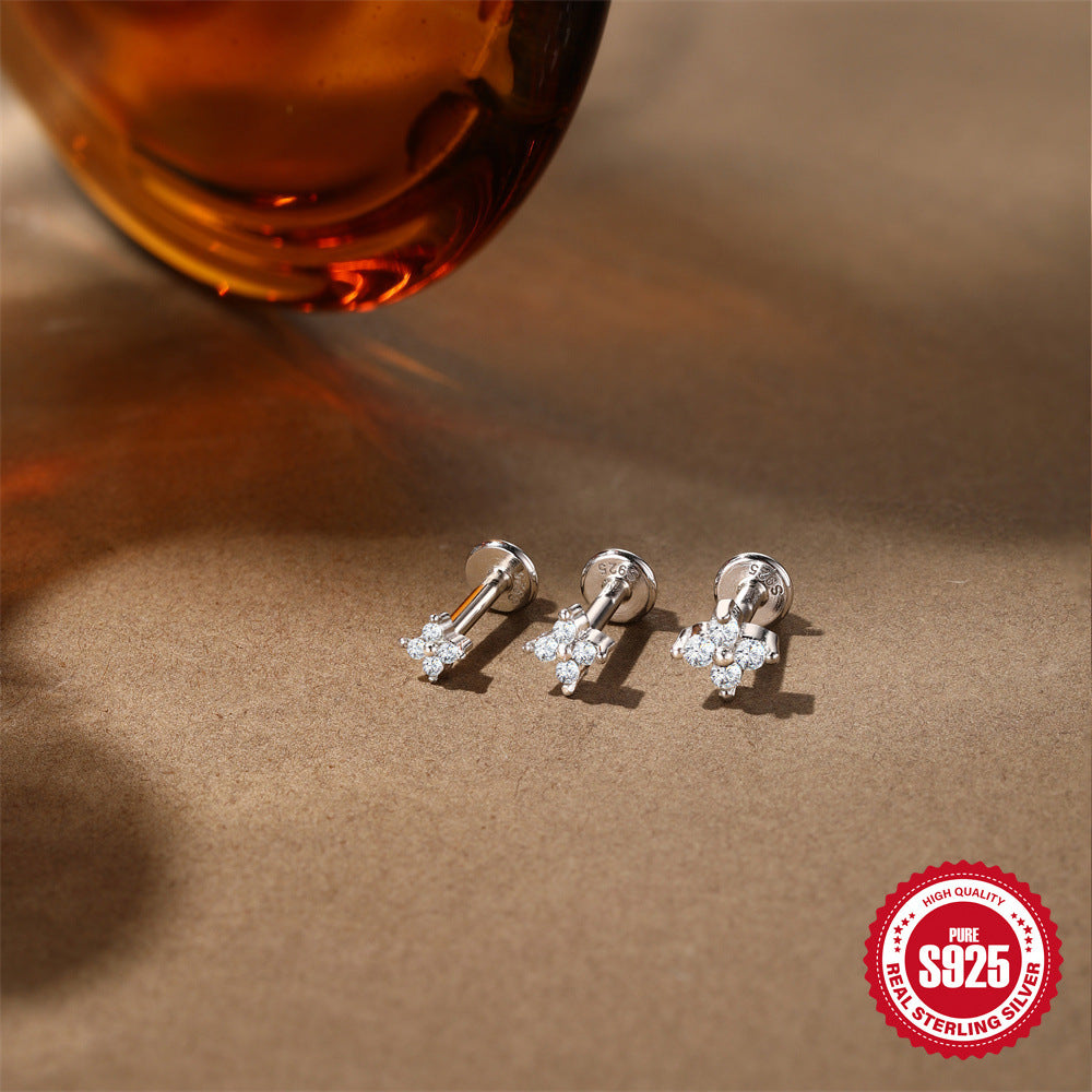 Floral Moissanite Stud Earring Set – detail view 3