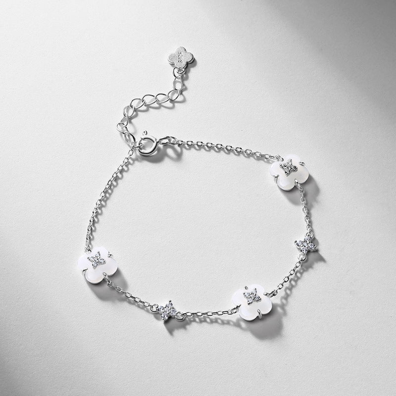 Four-Leaf Clover Jade Bracelet