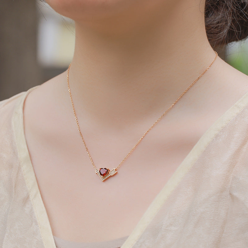 Gold Plated Heart-Piercing Garnet Pendant Zircon Necklace – detail view 3