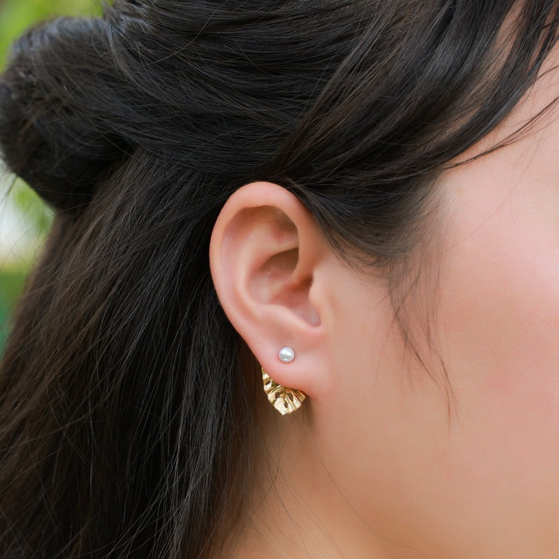 Gold-Plated Leaf and Pearl Earrings – detail view 3