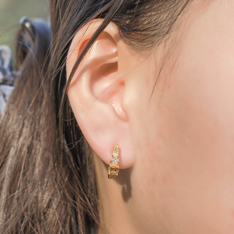 Gold-Plated Square Yellow Crystal Earrings – detail view 3