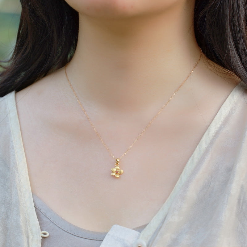 Gold-Plated Vintage Garnet Flower Pendant Necklace – detail view 3