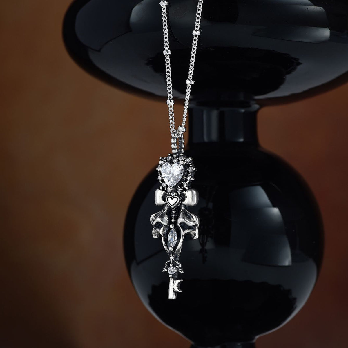 Halloween Heart-Shaped Bow Key Necklace – detail view 3