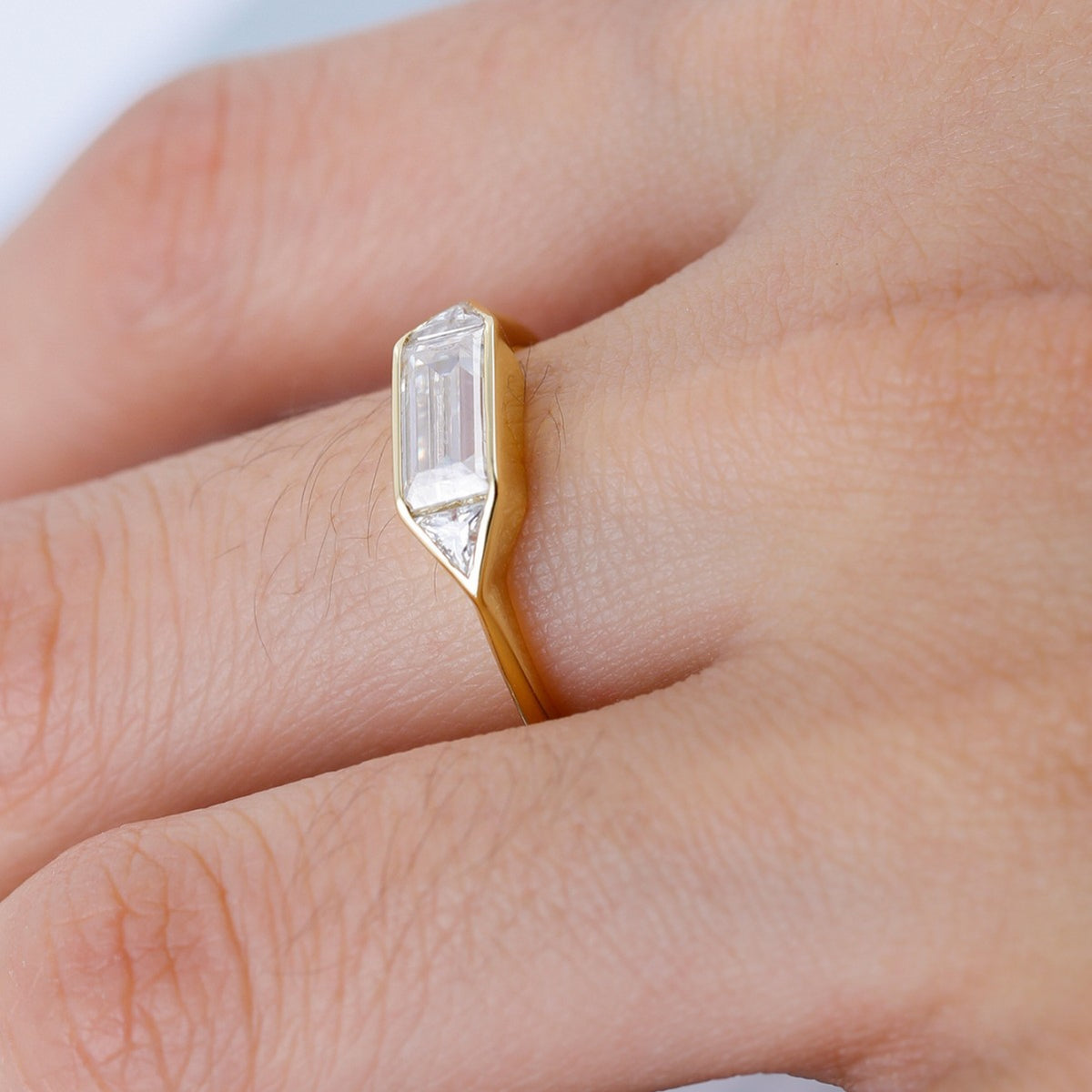 Geometric Hexagon Moissanite Ring – image 4