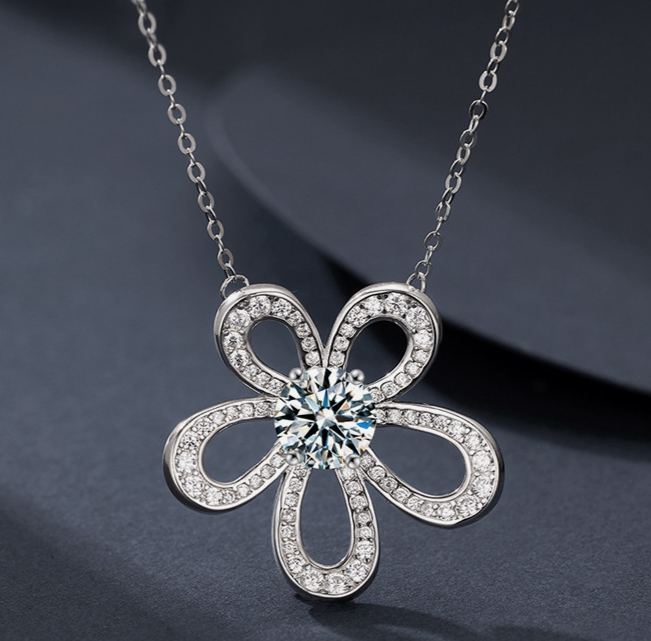 S925 Sterling Silver Moissanite Sunflower Necklace