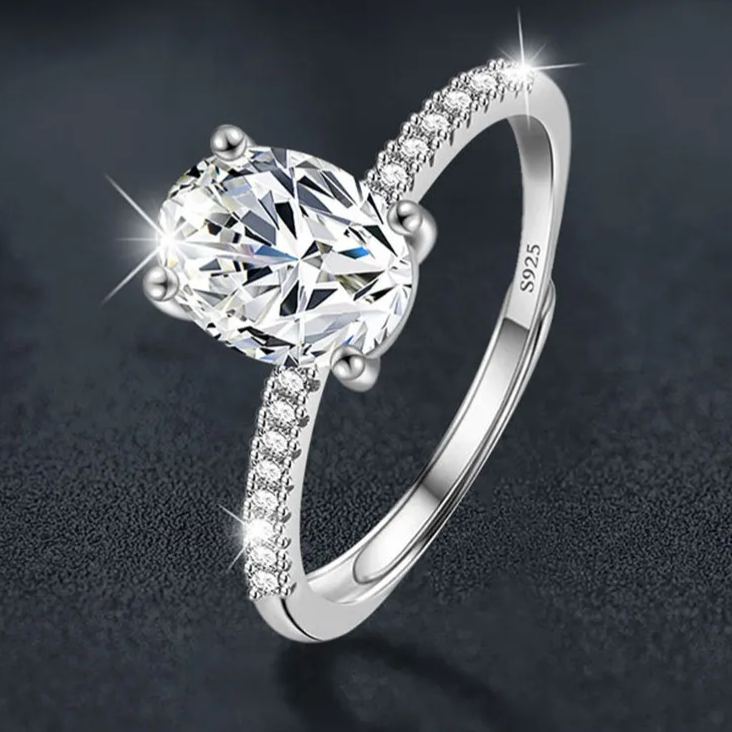S925 Sterling Silver Oval Moissanite Ring 