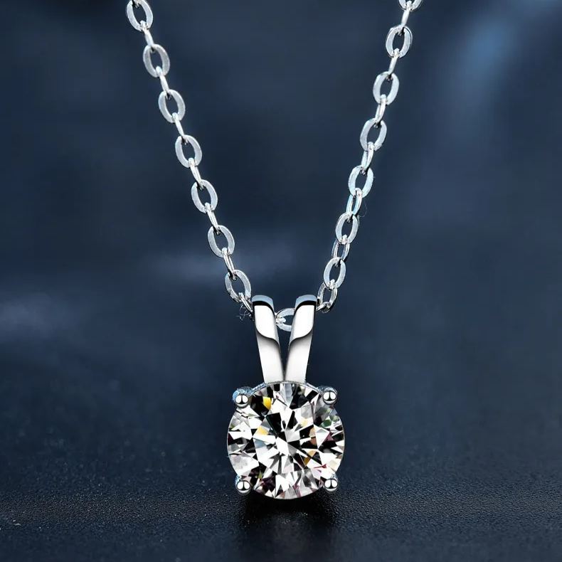 S925 Sterling Silver Moissanite Four-Claw Necklace