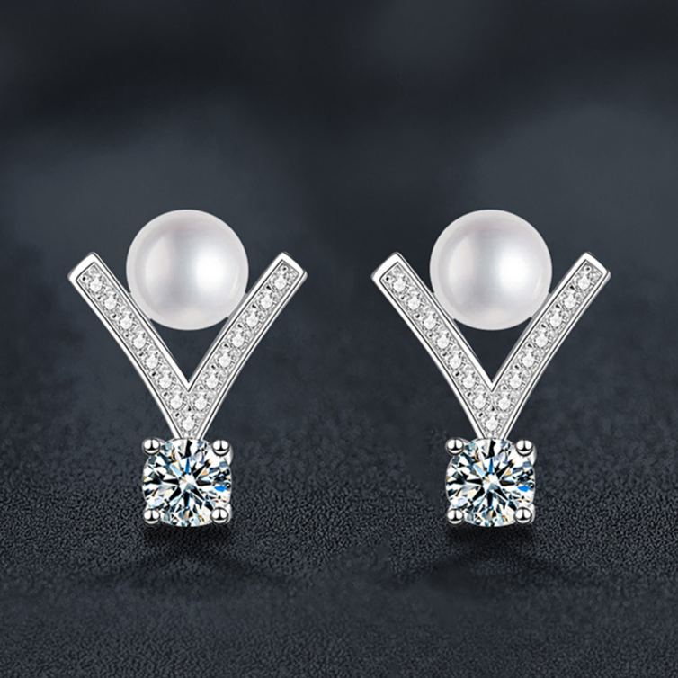 S925 sterling silver V-shaped pearl stud earrings set with D-color moissanite
