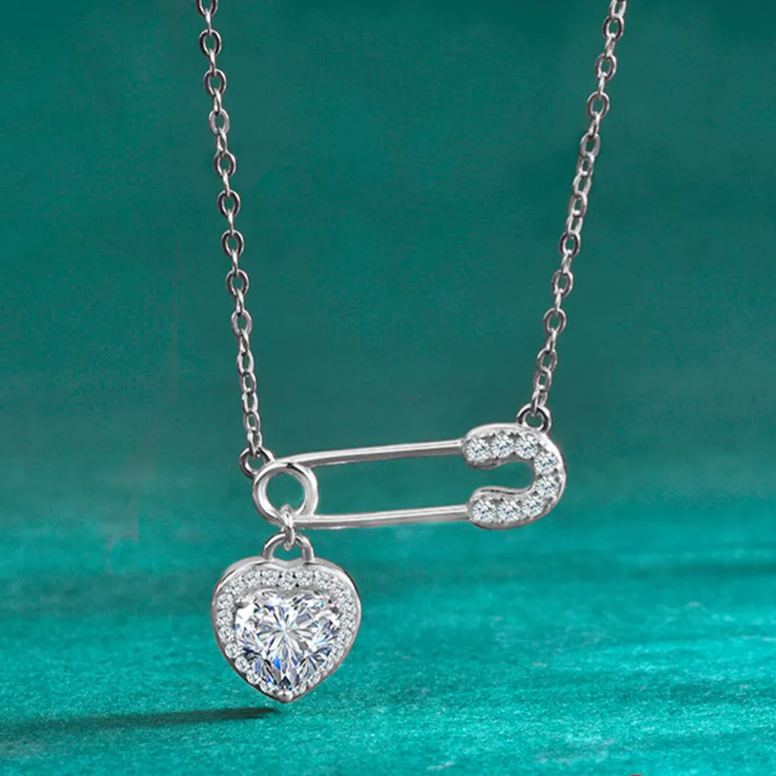 S925 Sterling Silver Moissanite Clip Heart-Shaped Necklace
