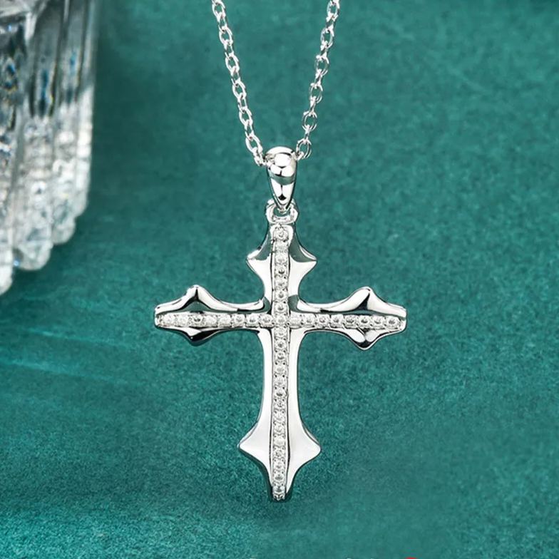S925 Sterling Silver Cross Moissanite Pendant Necklace