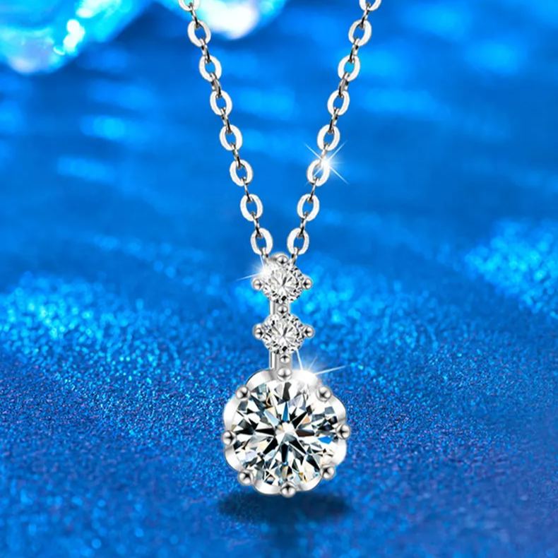 S925 Sterling Silver Moissanite Snowflake Pendant Necklace